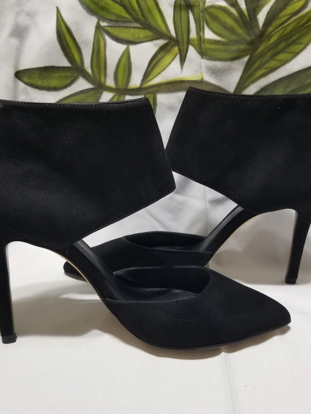 Aldo Black Women's 6.5 Suede Pointed-Toe Ankle Cuff Heels With Leather Insole